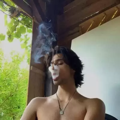 袁纪颖